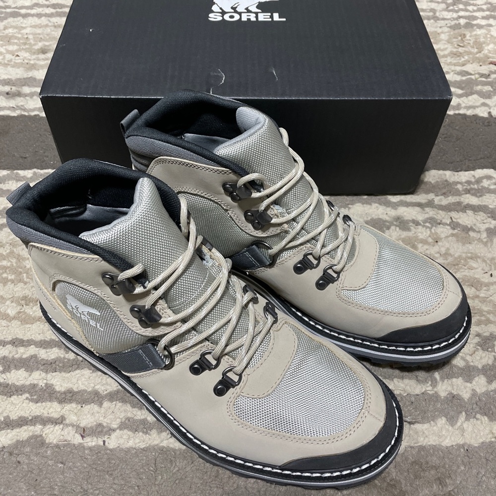 RARE Sorel Men’s Madson Hiker Boots
